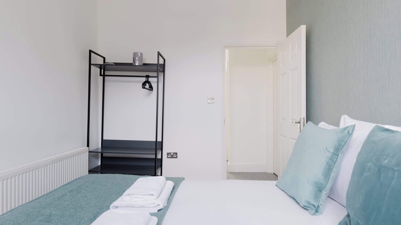Photo of Bedroom in Harrow Road
