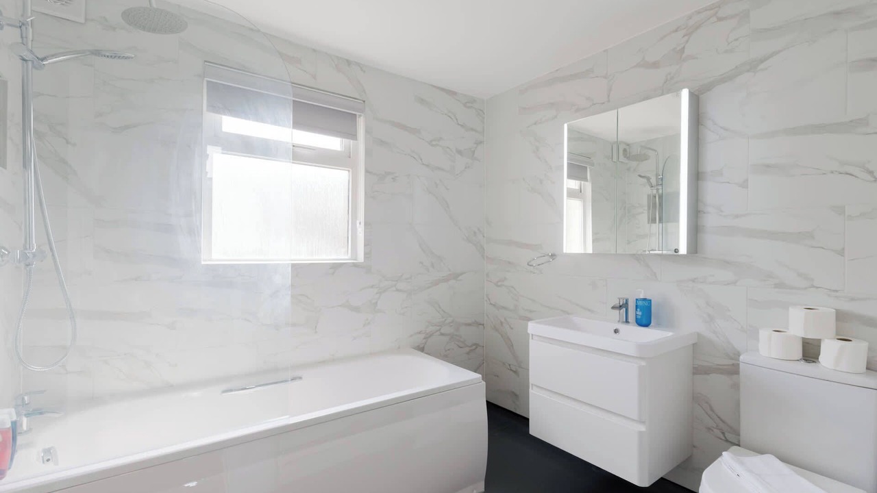 Photo of Bathroom in Harrow Road