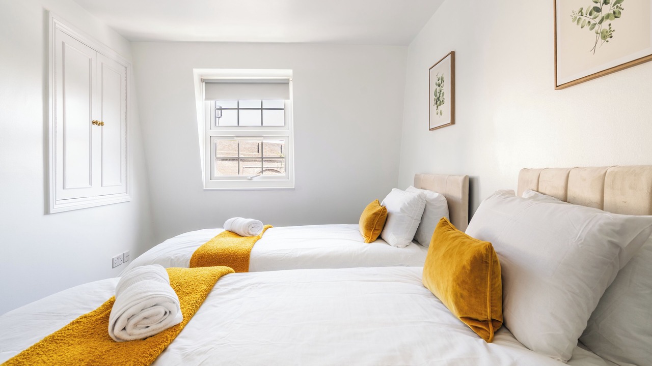 Photo of Bedroom in Kilburn