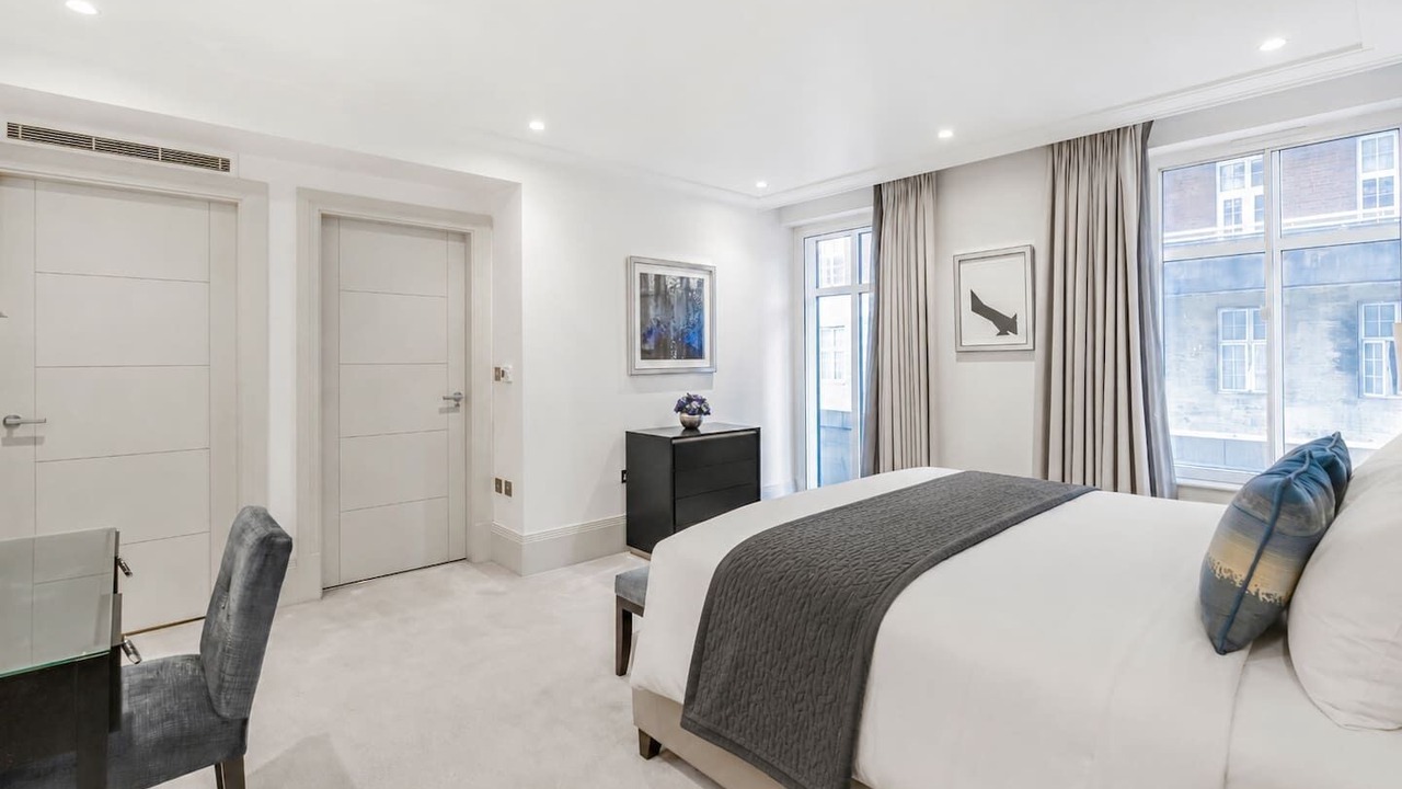 Photo of Bedroom in South Bank