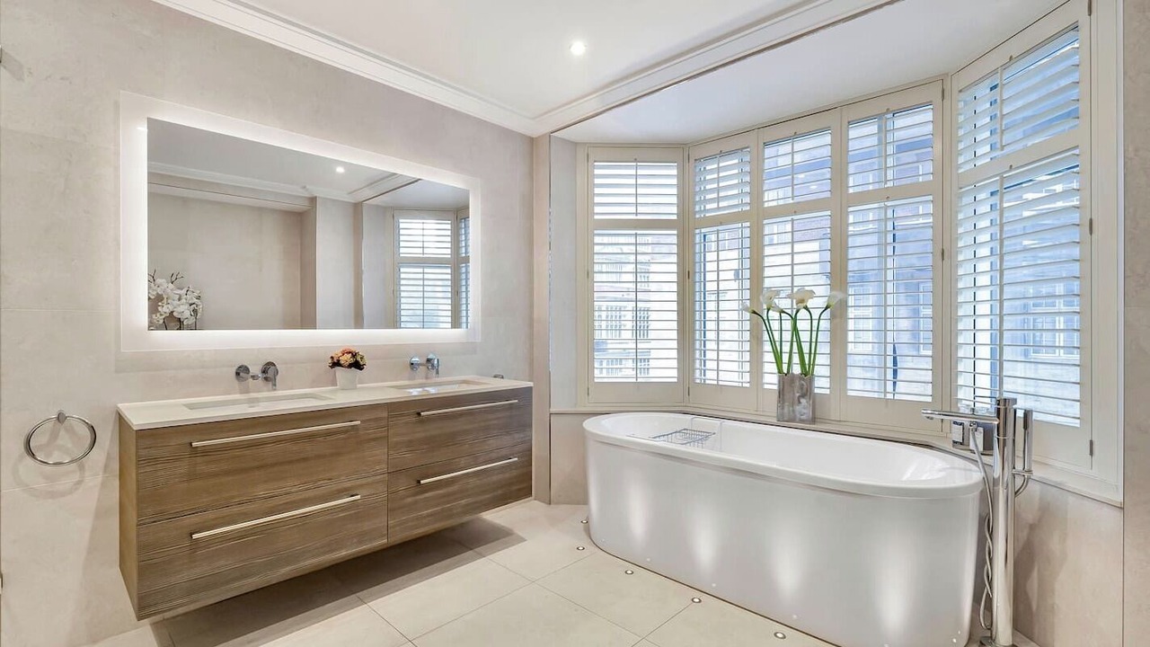 Photo of Bathroom in South Bank