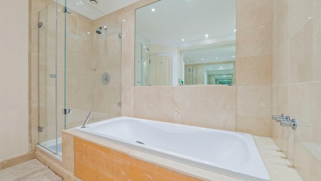 Photo of Bathroom in Kew