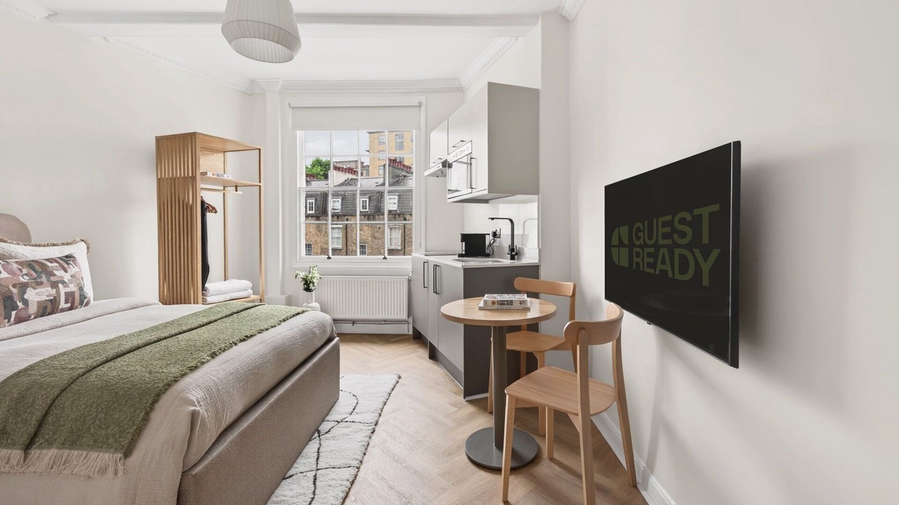 Photo of Bedroom in St. Pancras