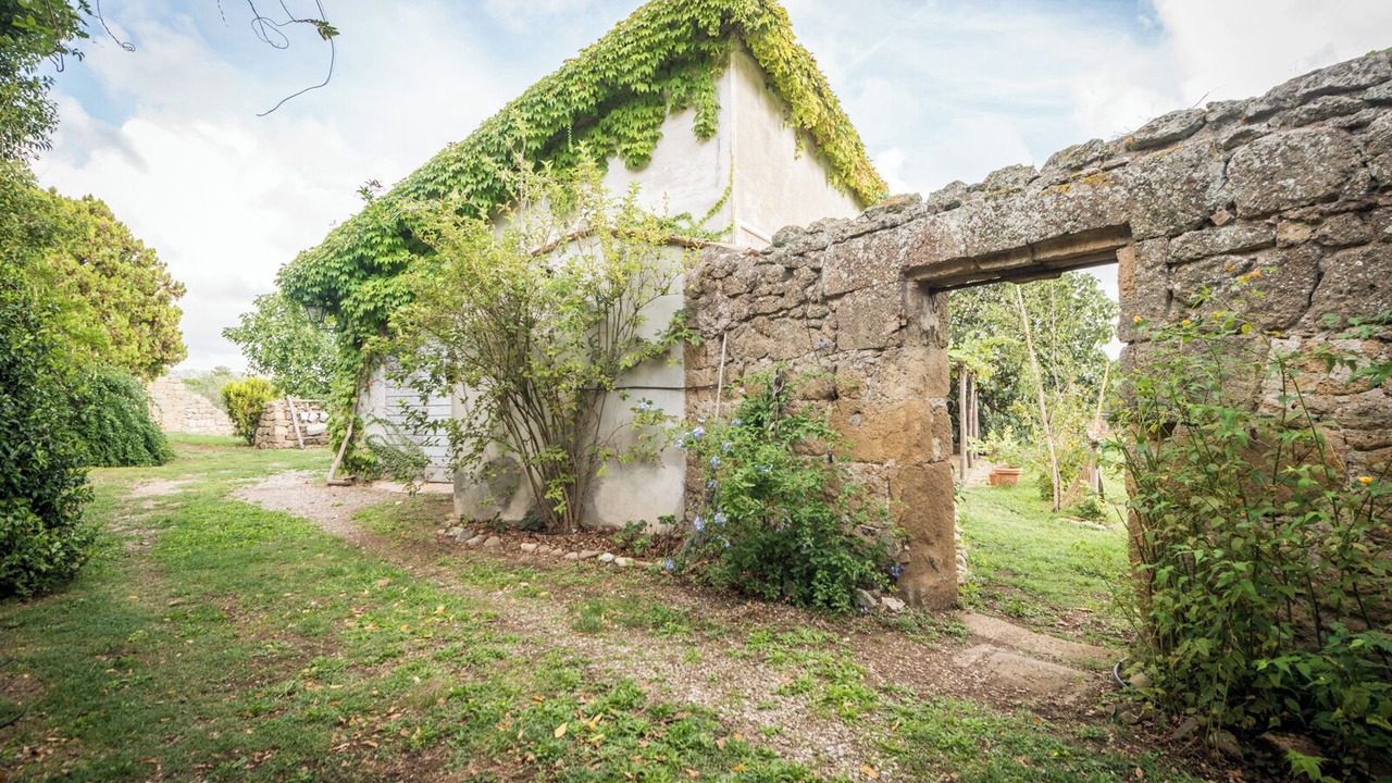 Photo of Outdoor in Farnese