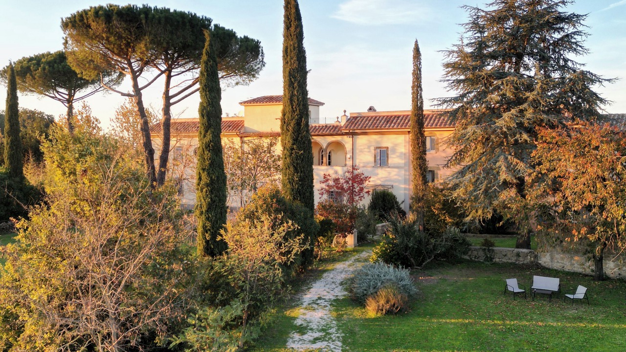 Photo of Outdoor in Farnese