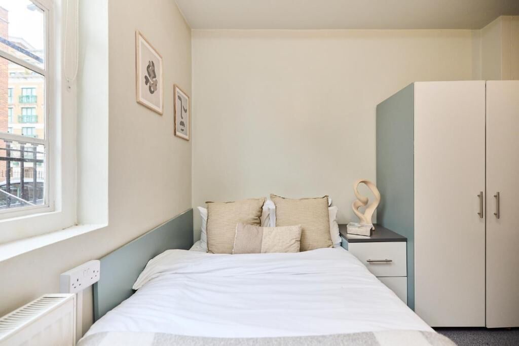 Photo of Bedroom in Westminster