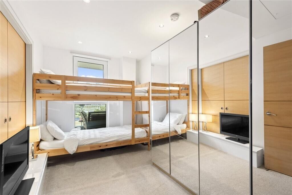 Photo of Bedroom in Sands End