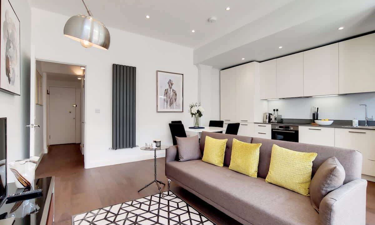 Photo of Livingroom in South Acton