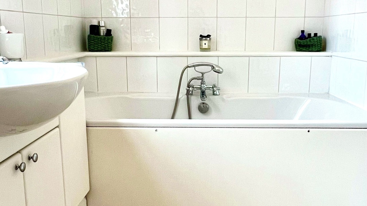 Photo of Bathroom in Hampton Wick