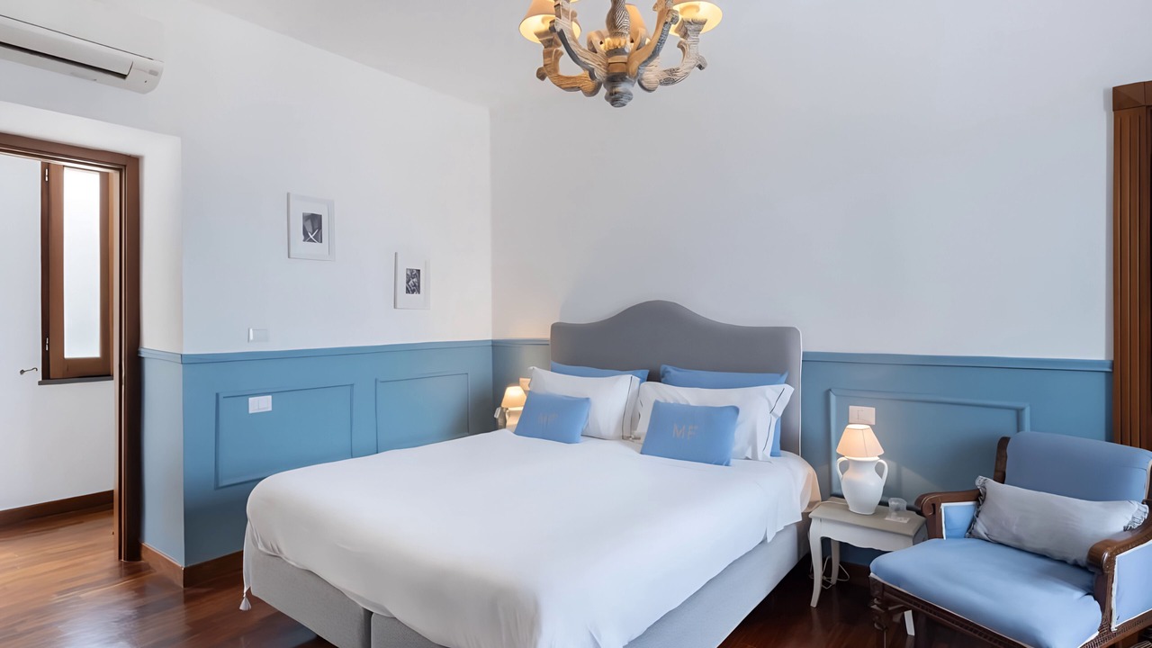 Photo of Bedroom in Sant'Agata sui Due Golfi