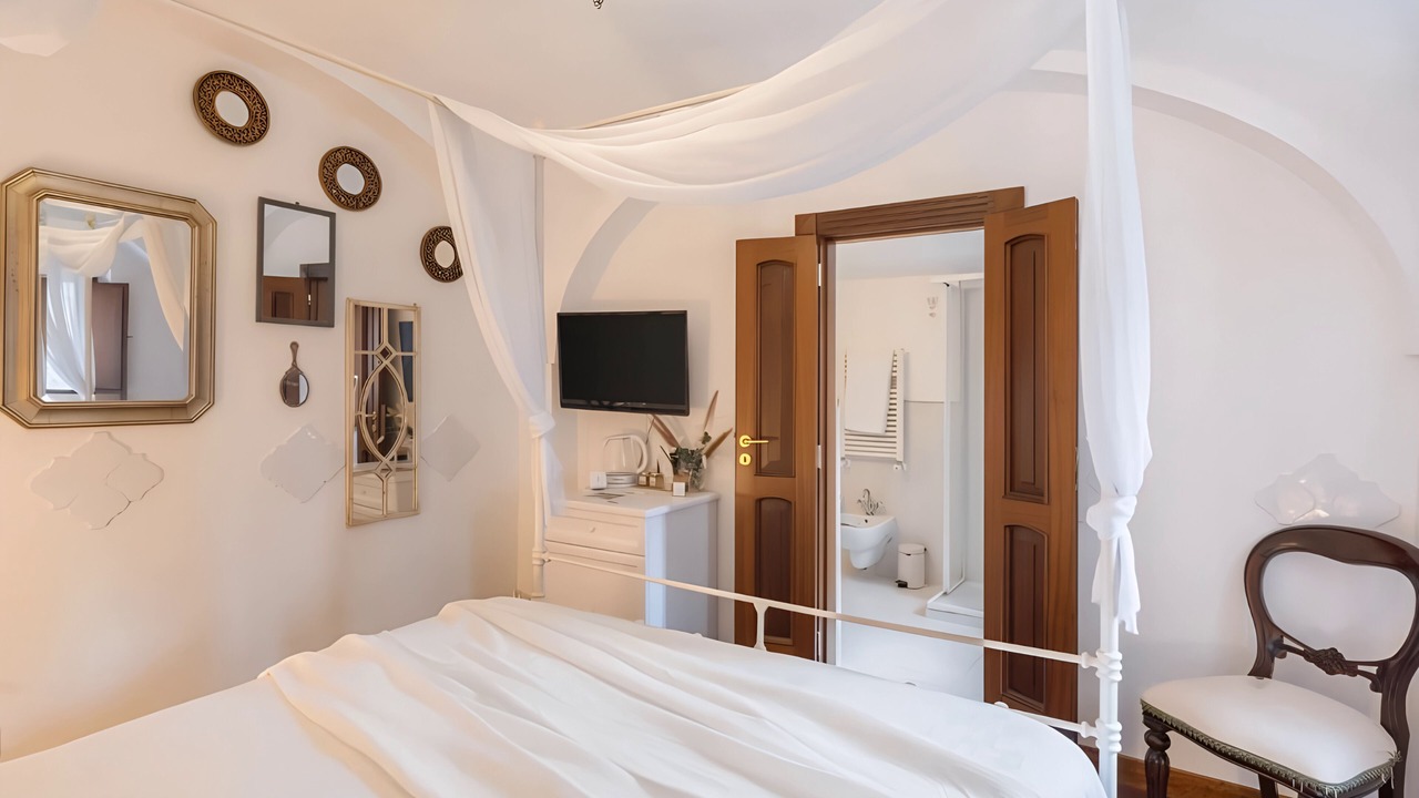 Photo of Bedroom in Sant'Agata sui Due Golfi