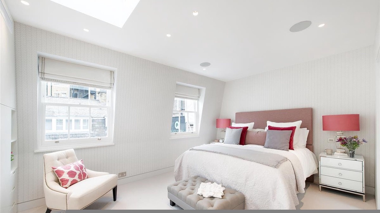 Photo of Bedroom in Brompton & Hans Town
