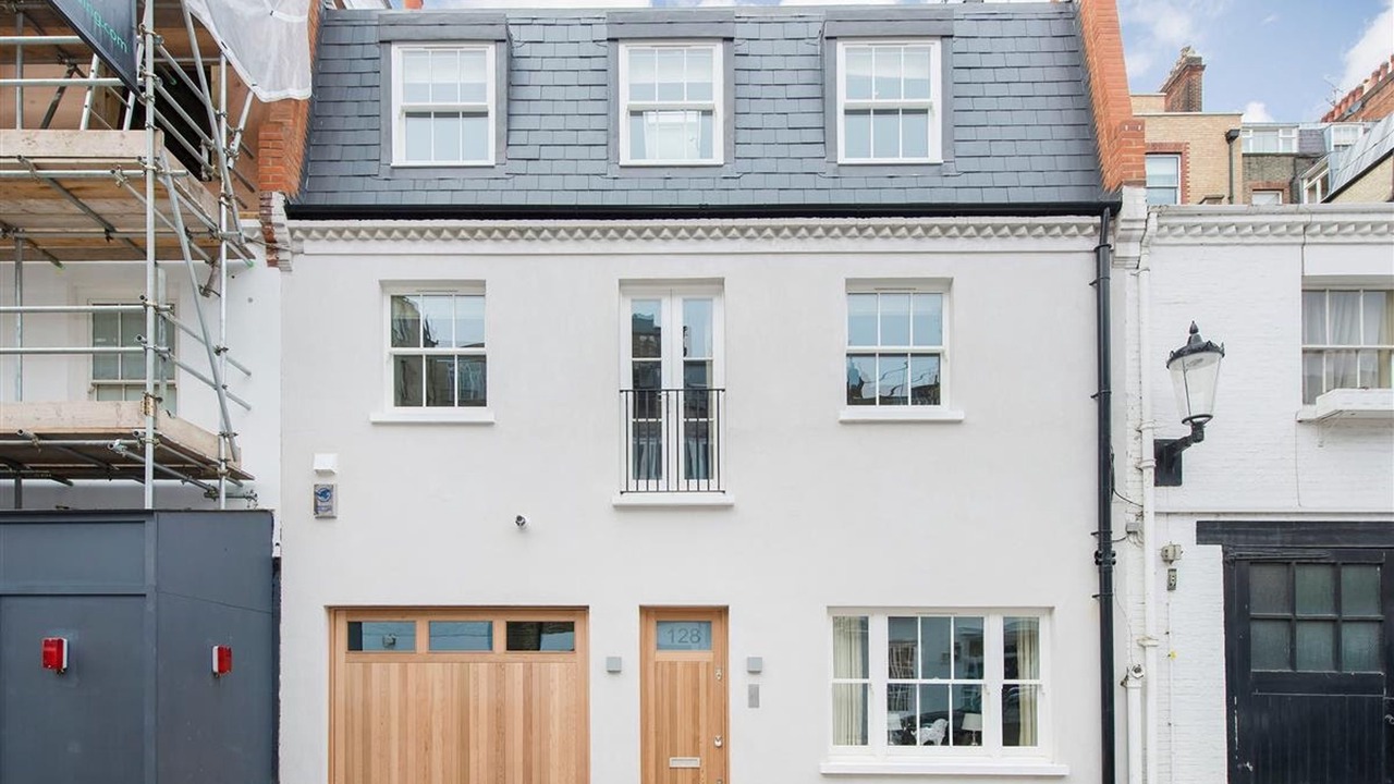 Photo of Outdoor in Brompton & Hans Town