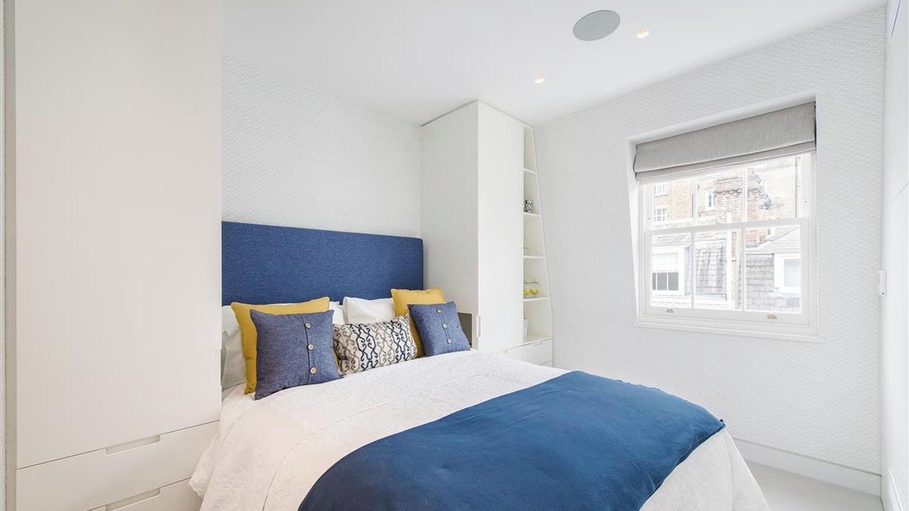 Photo of Bedroom in Brompton & Hans Town