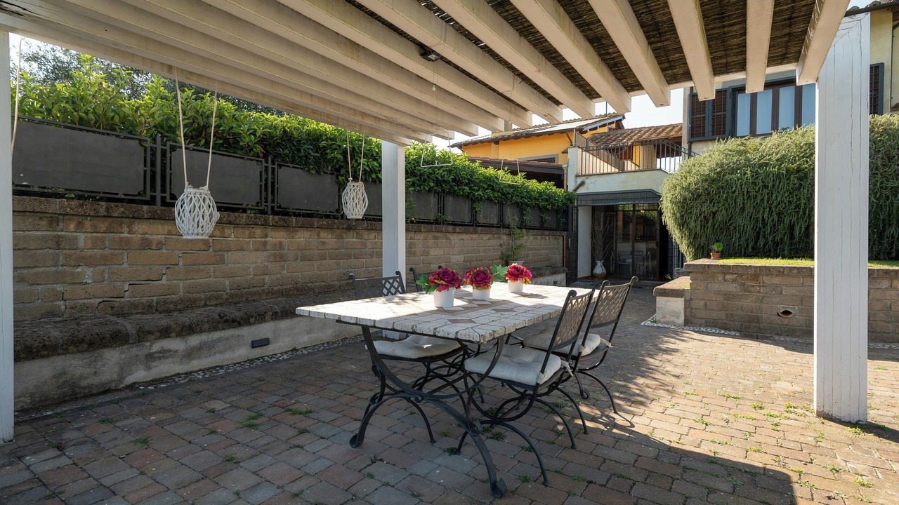Photo of Outdoor in Lake Bracciano