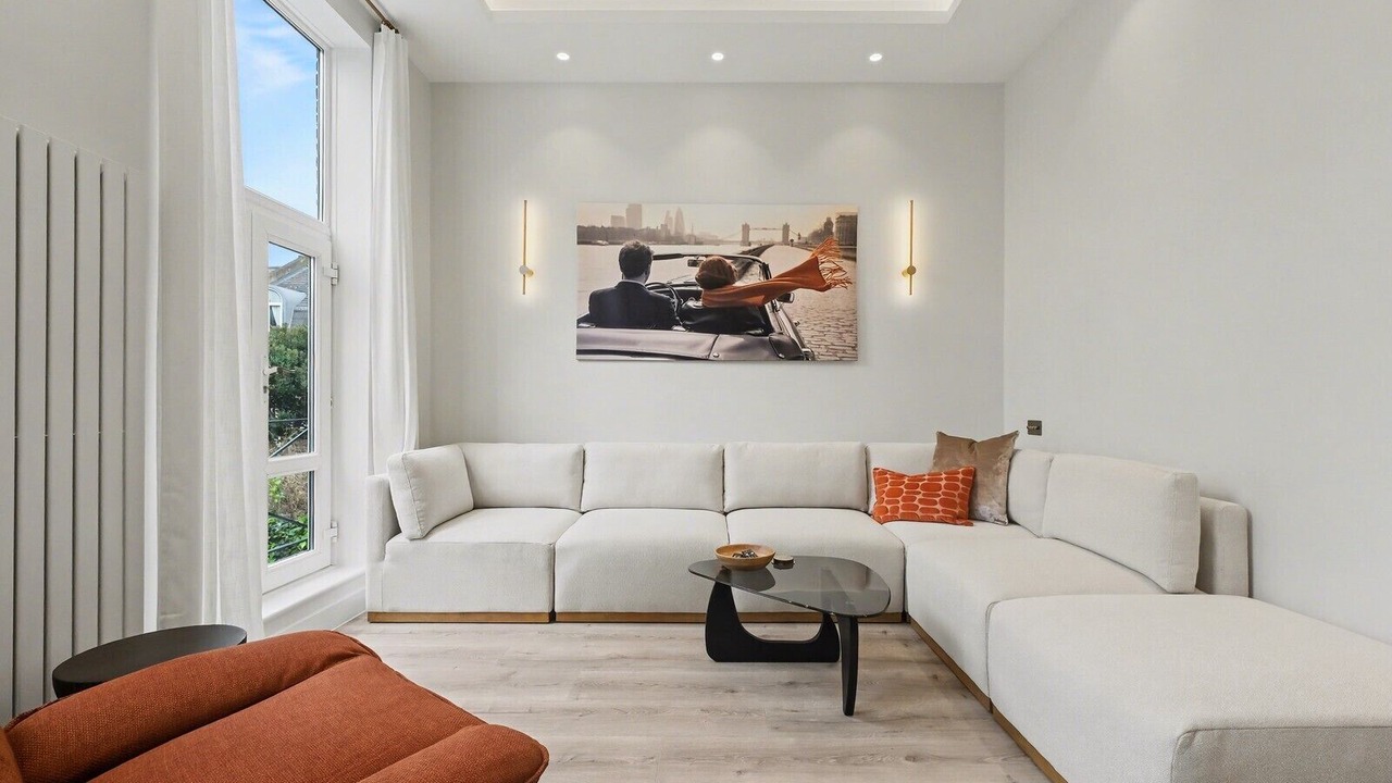 Photo of Livingroom in Parsons Green and Walham