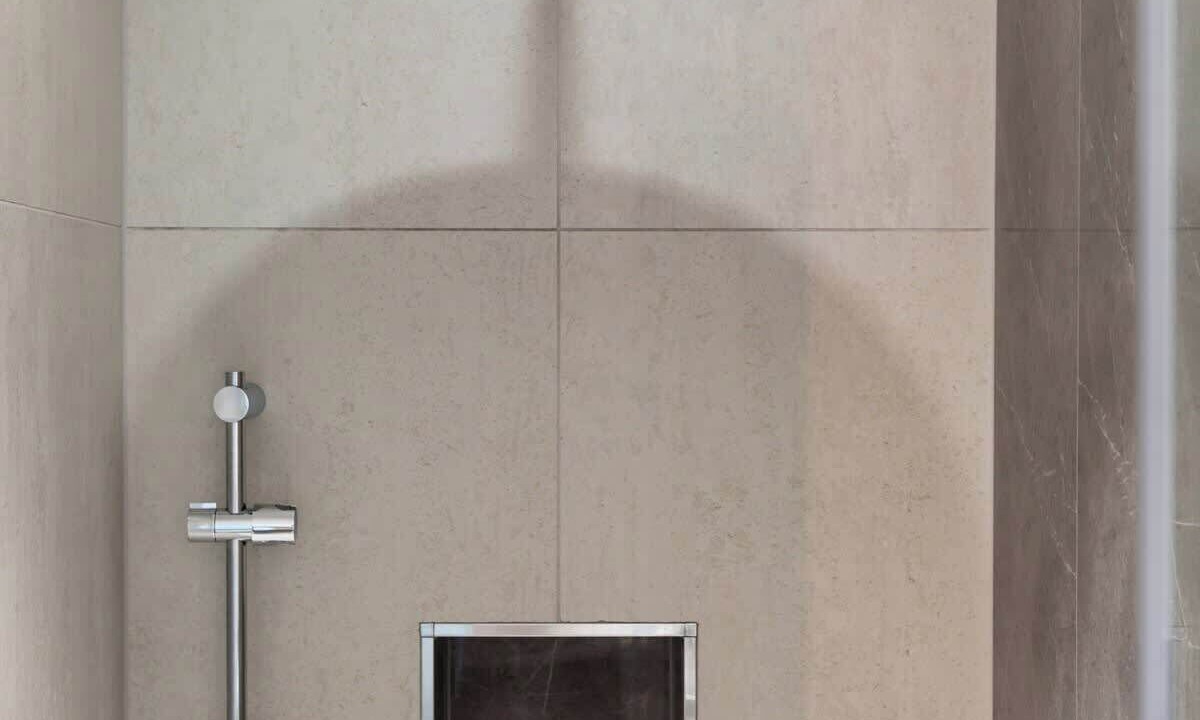 Photo of Bathroom in Bunhill