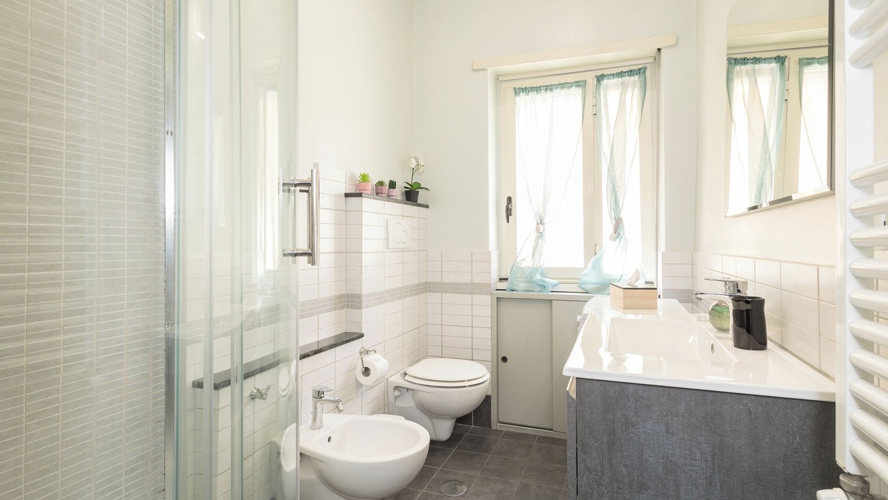Photo of Bathroom in Quartiere XXXIV Lido di Ostia Levante