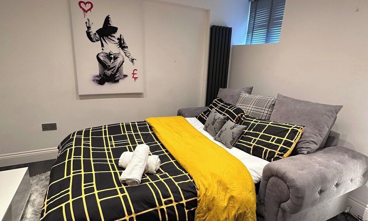 Photo of Bedroom in Uxbridge South