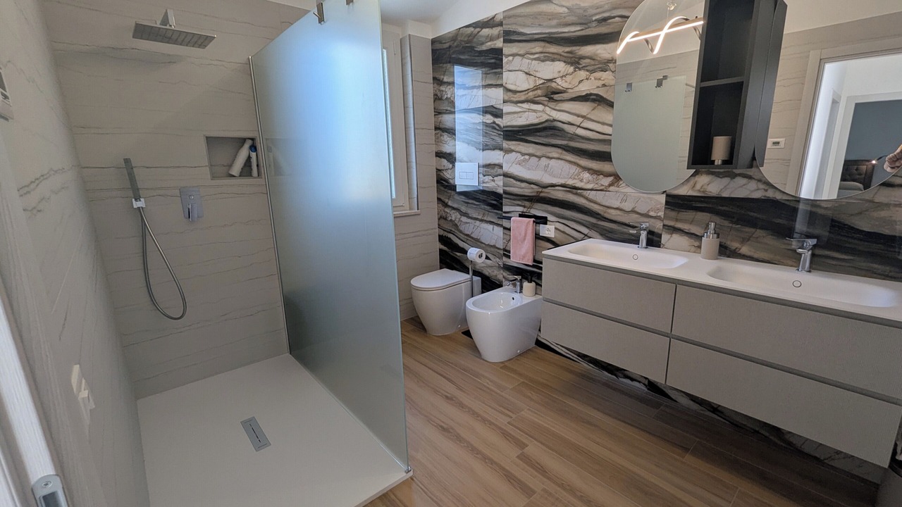 Photo of Bathroom in Ortona