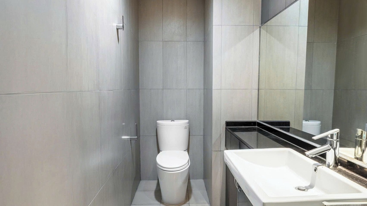 Photo of Bathroom in Ba Dinh