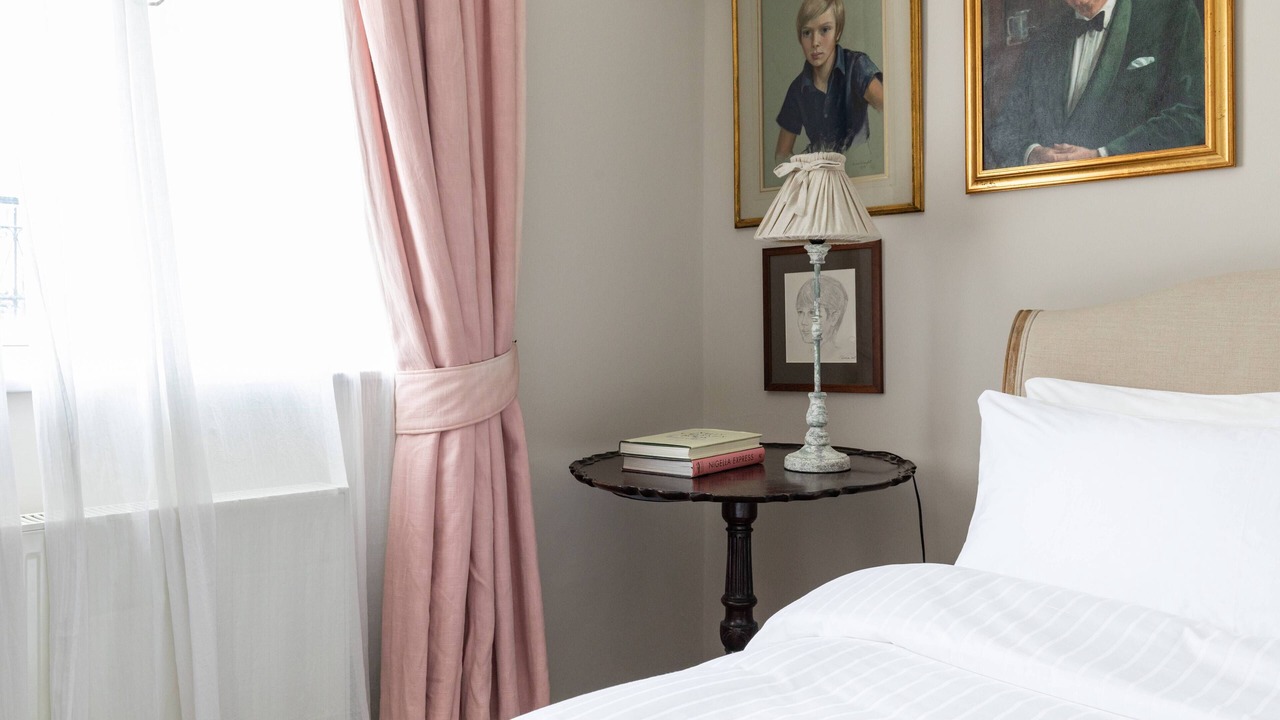 Photo of Bedroom in Courtfield