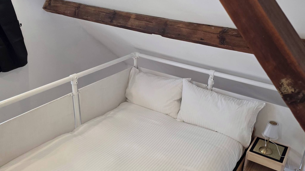 Photo of Bedroom in Valentines