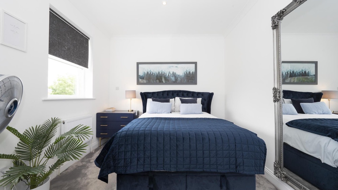 Photo of Bedroom in Surbiton