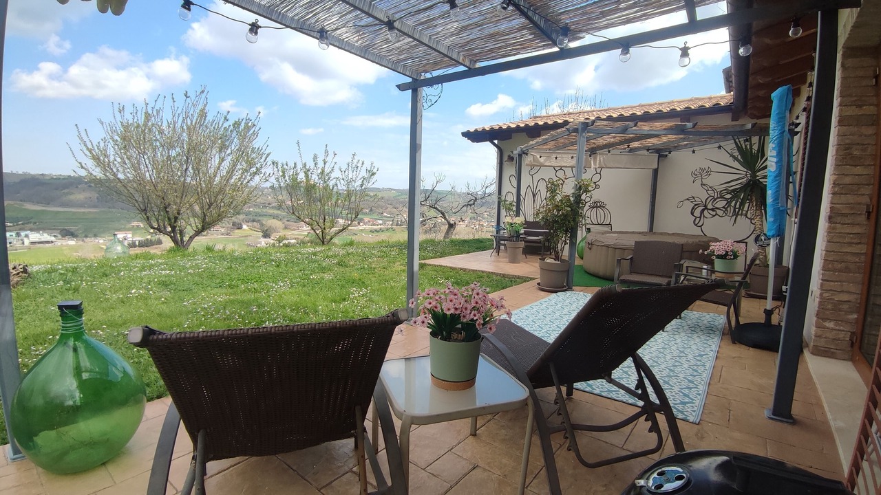 Photo of Patio Balcony in Penne