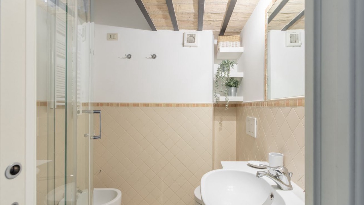 Photo of Bathroom in Rione XIV Borgo