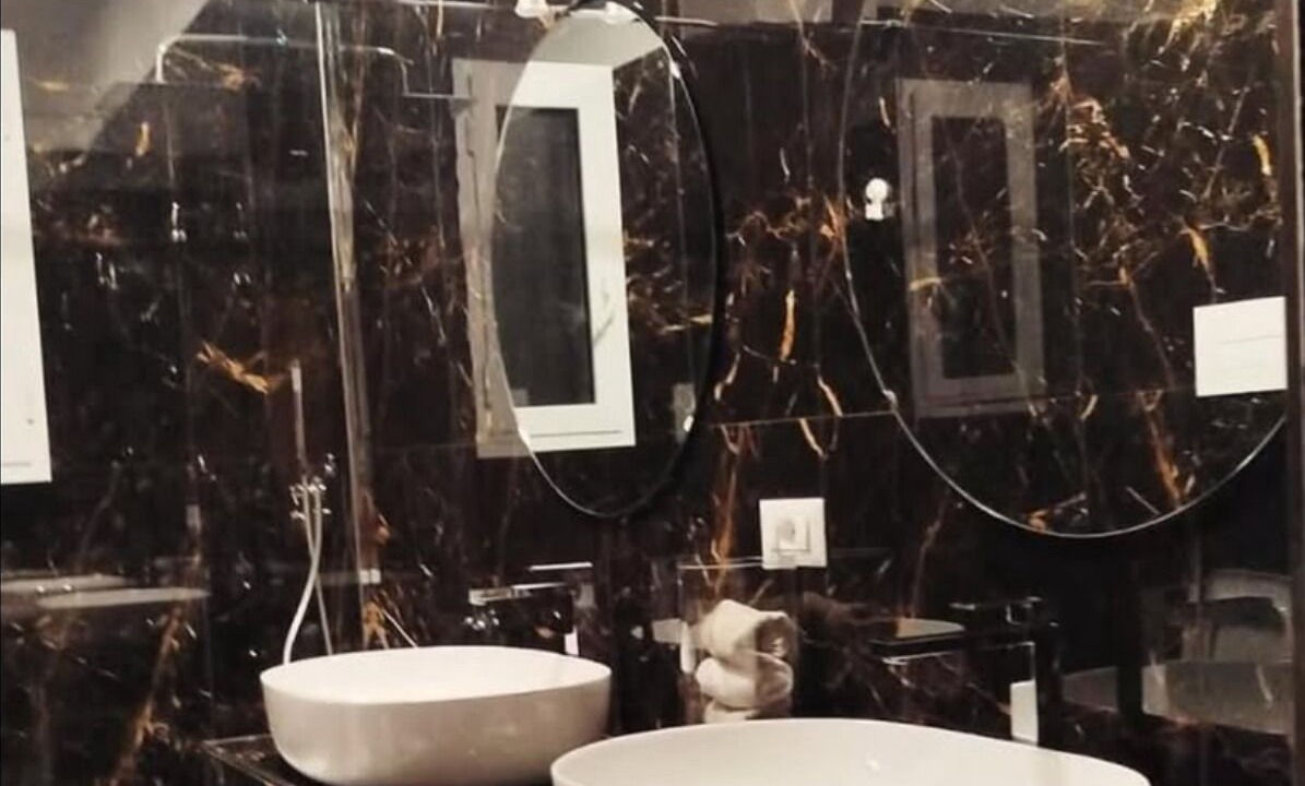 Photo of Bathroom in Naples City Centre