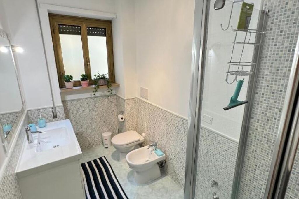 Photo of Bathroom in Tuscolano