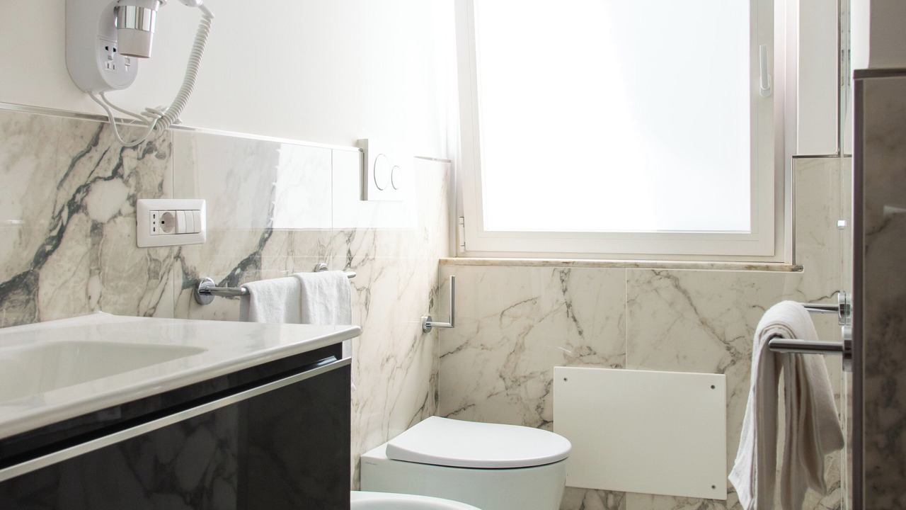 Photo of Bathroom in EUR