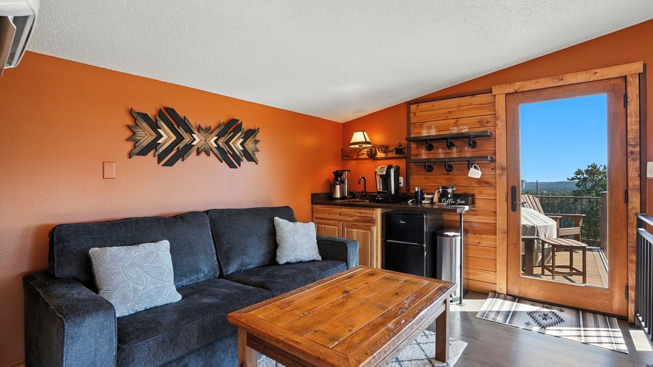 Photo of Livingroom in Keystone