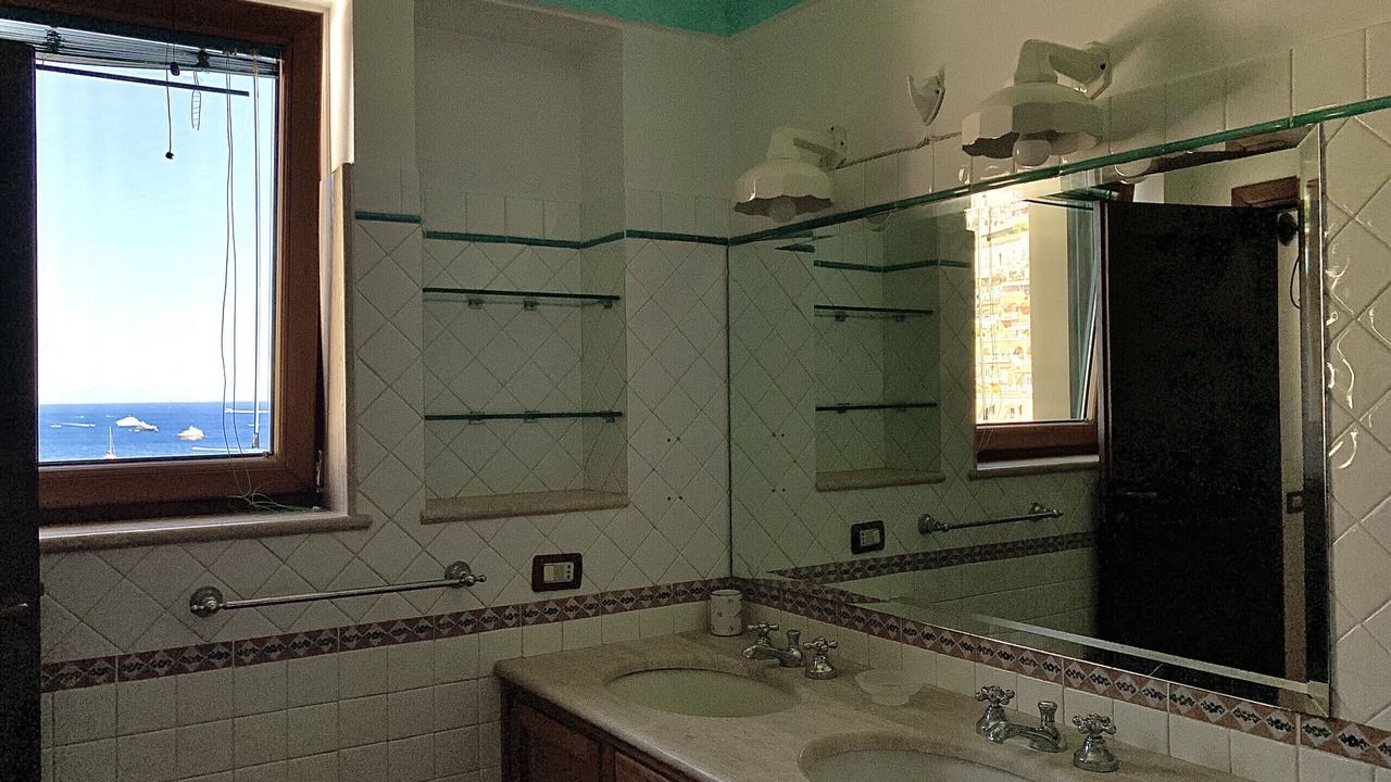 Photo of Bathroom in Positano