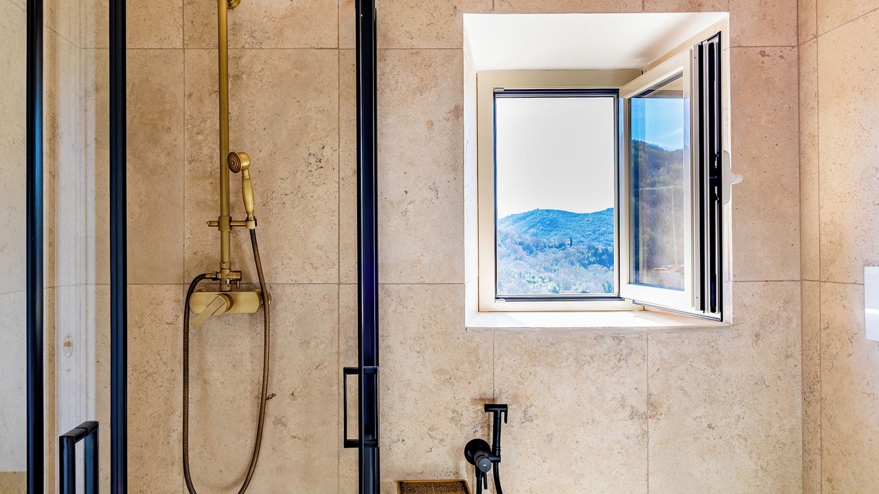 Photo of Bathroom in San Gregorio da Sassola