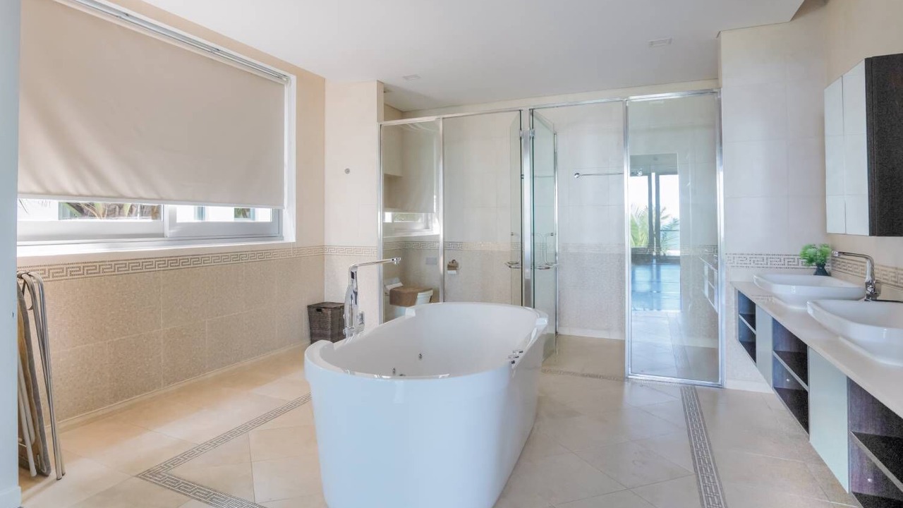 Photo of Bathroom in Ngu Hanh Son