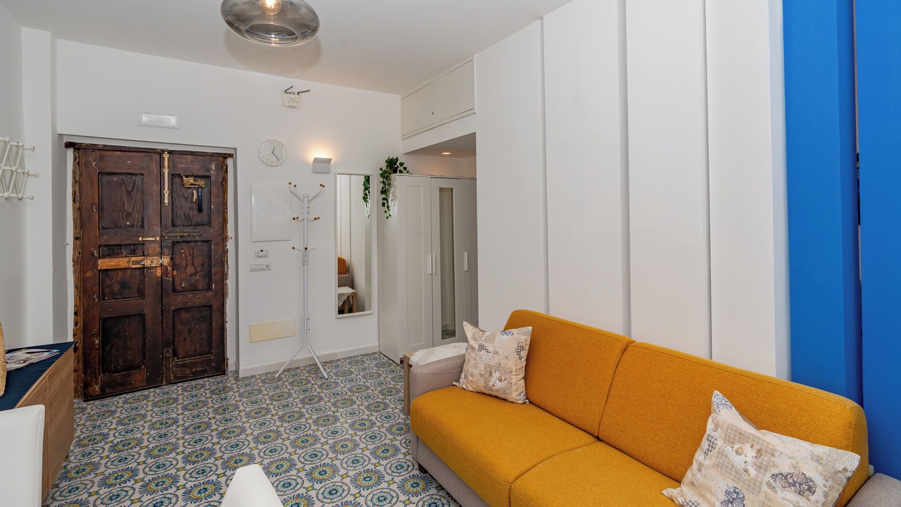 Photo of Livingroom in Minori
