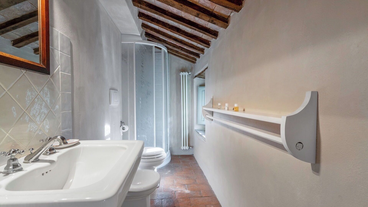 Photo of Bathroom in Castiglione d'Orcia