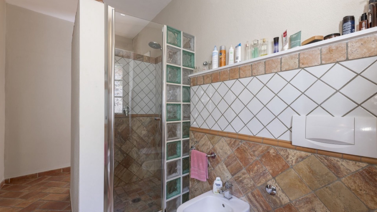 Photo of Bathroom in Portoferraio Old Town