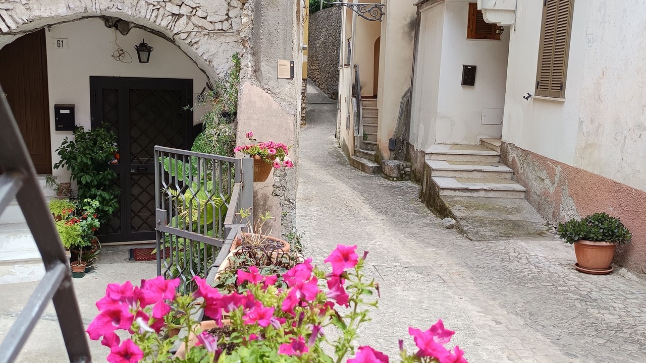 Photo of Outdoor in Maranola