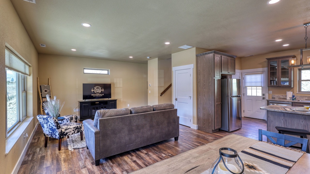 Photo of Livingroom in Rockerville