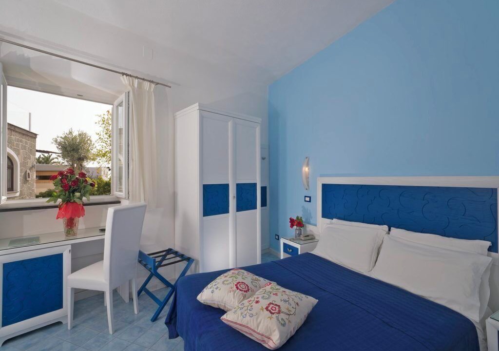 Photo of Bedroom in Forio