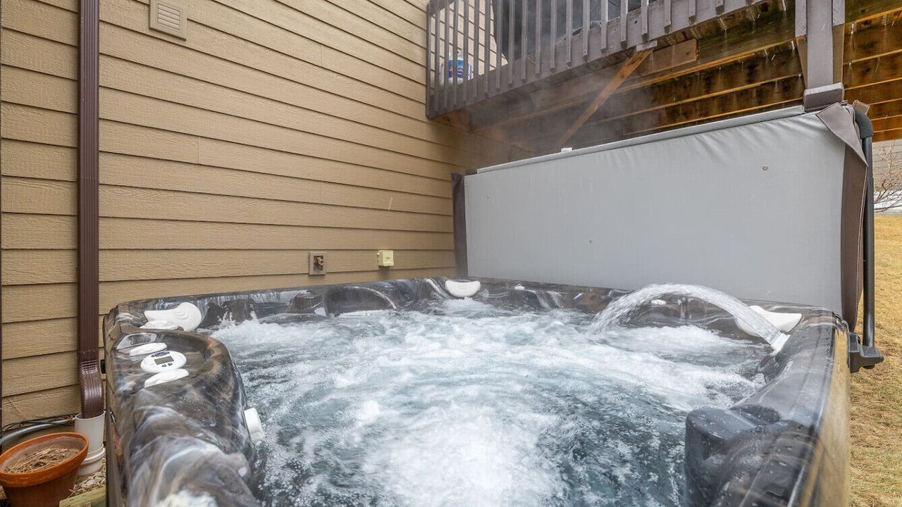 Photo of Outdoor in Colonial Pine Hills