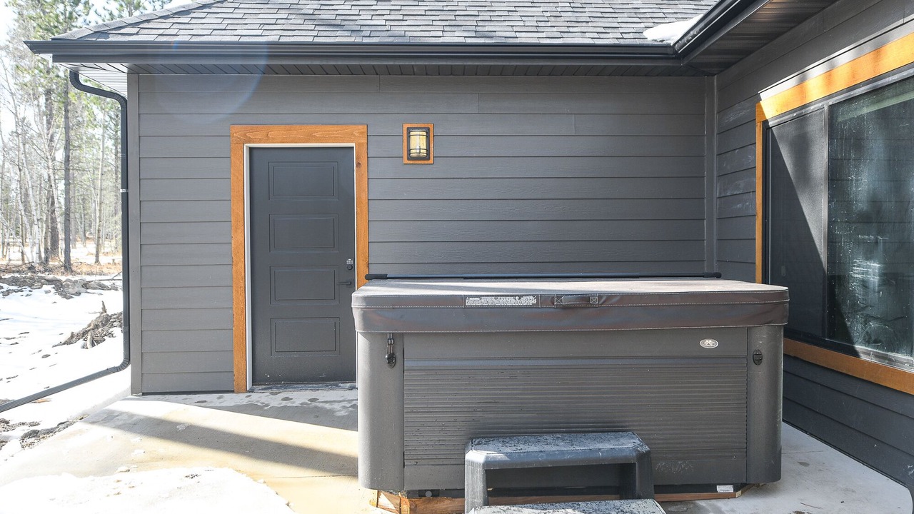 Photo of Outdoor in Lead