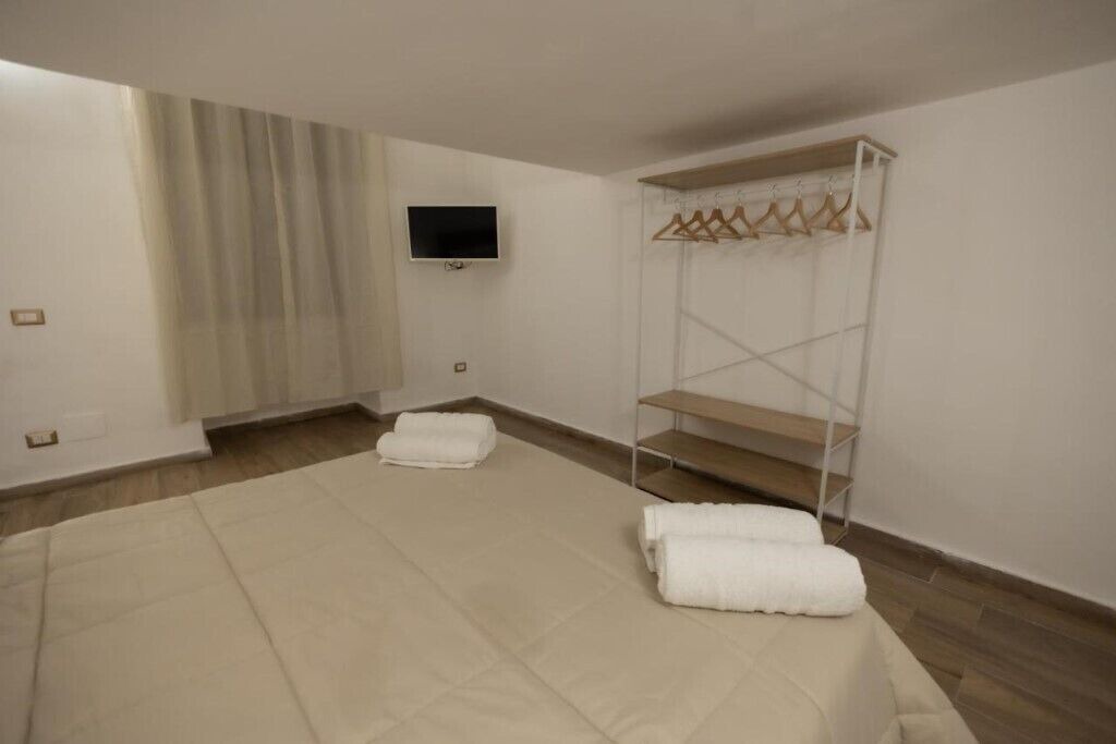 Photo of Bedroom in Naples City Centre