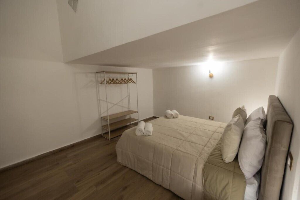 Photo of Bedroom in Naples City Centre