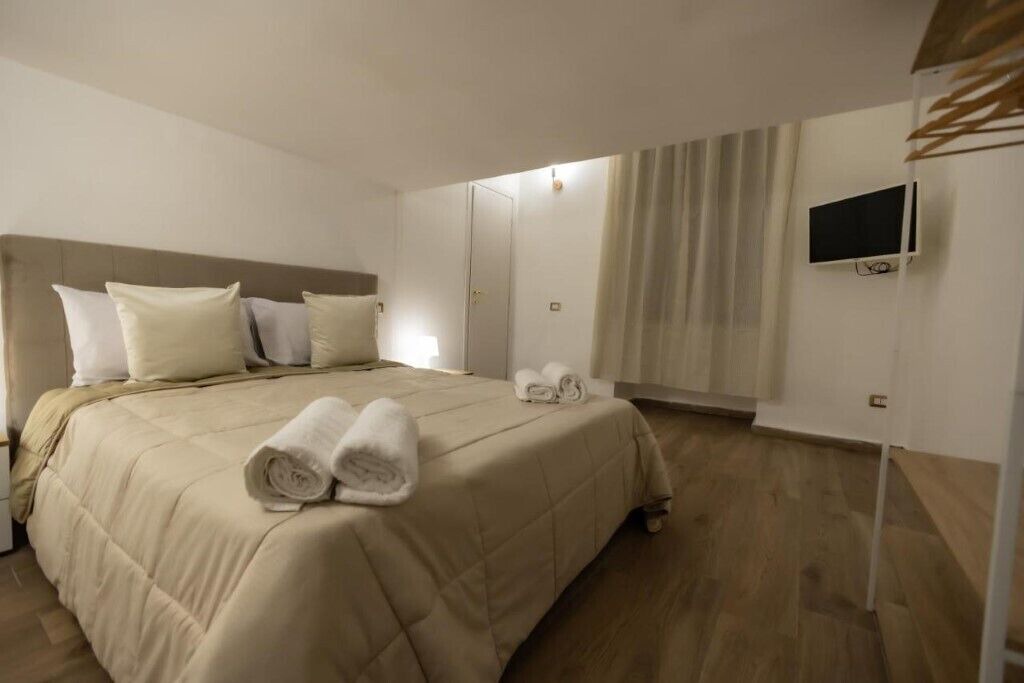 Photo of Bedroom in Naples City Centre