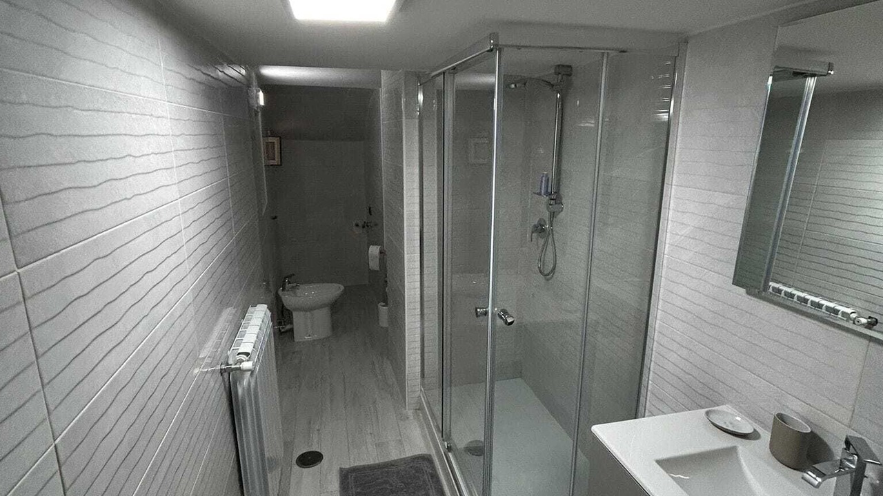 Photo of Bathroom in Naples