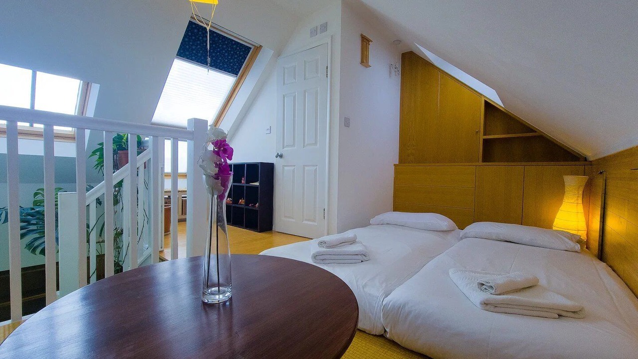 Photo of Bedroom in Island Gardens